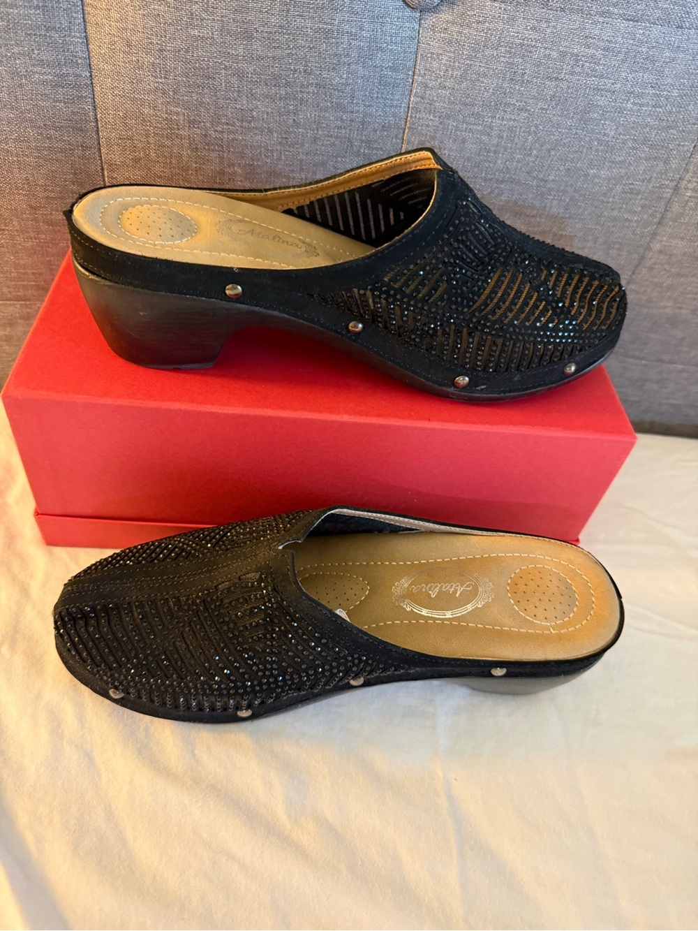 Catalina Embellished Clogs - Picture 3 of 8